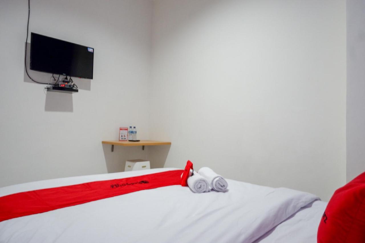 Reddoorz Near Alun Alun Kaliwungu Kendal Hotel Brangsong Buitenkant foto